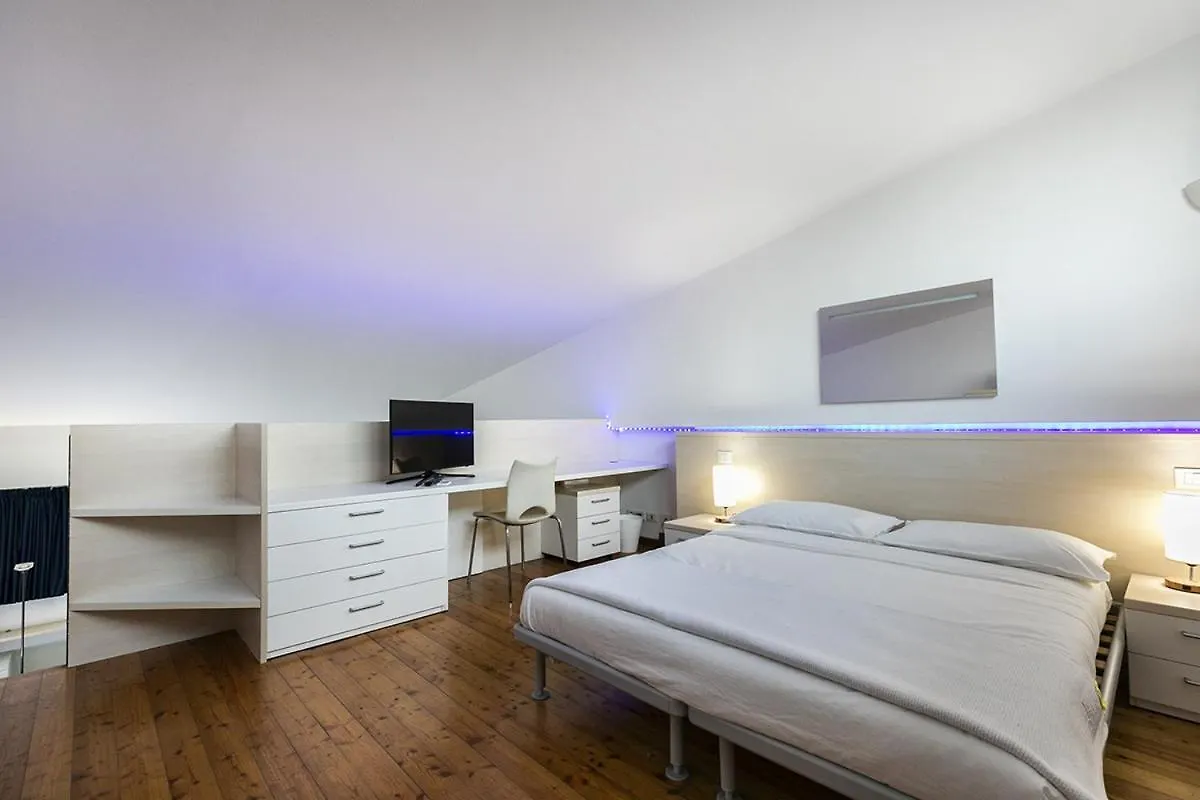 Urban Loft 21 Apartment Milan Italy